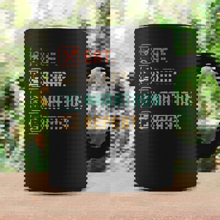 食べる睡眠マラソンリピート面白いマラソンランナー コーヒーマグ ギフトのアイデア