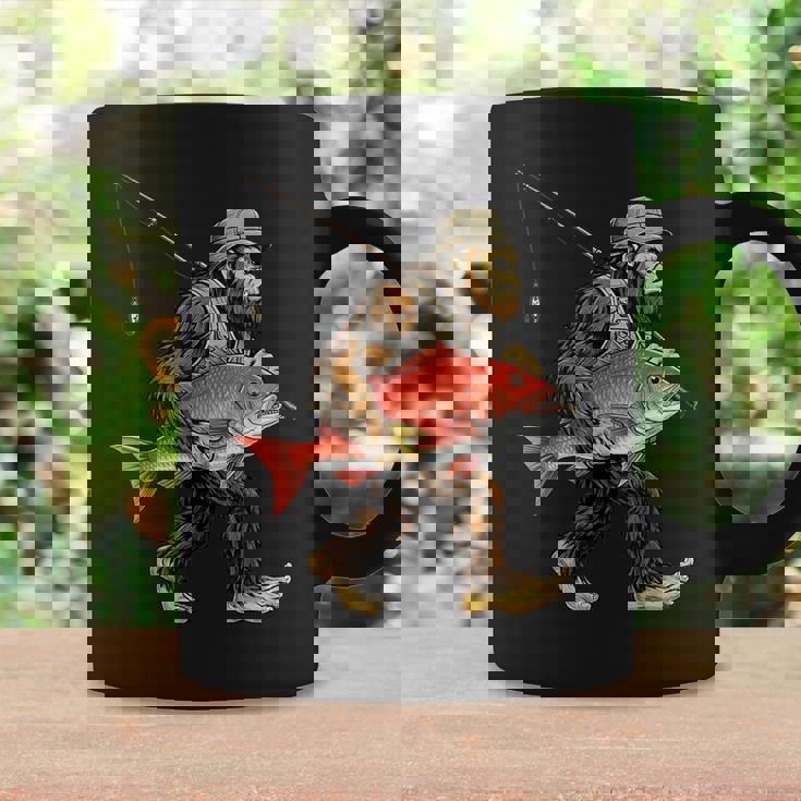 鯛 ビッグフット フィッシャーマン 海水釣り サスカッチ コーヒーマグ ギフトのアイデア