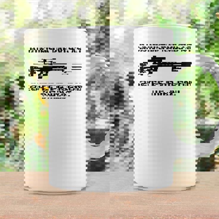 Bad News スナイパーライフル アーミー ジョーク ミリタリー ユーモア コーヒーマグ ギフトのアイデア