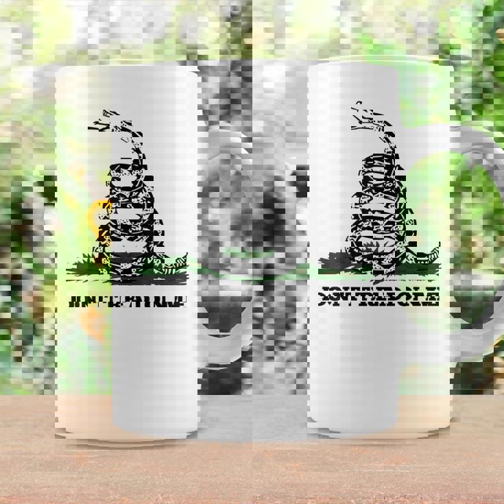 Don't Tread On Me 2Nd Amendment 愛国心が強いノベルティアイテム コーヒーマグ ギフトのアイデア