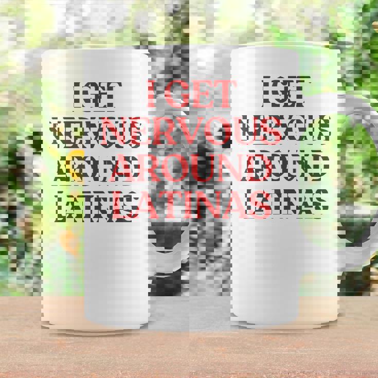 I Get Nervous Around Latinas Y2k Aesthetic Trendy コーヒーマグ ギフトのアイデア