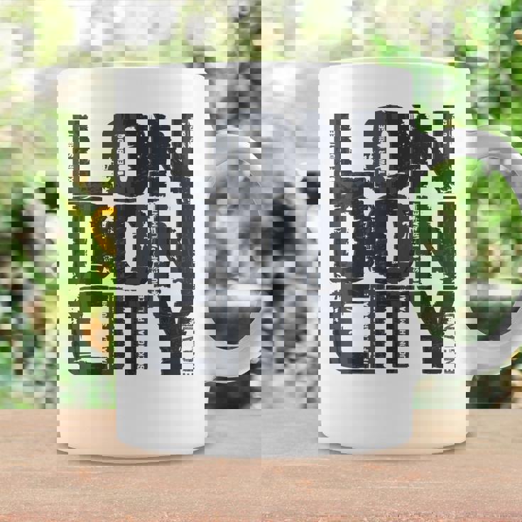 I Love London、クールでレトロなロンドンのファッショングラフィックデザイン。 コーヒーマグ ギフトのアイデア