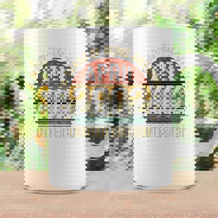 On Back 2002年4月の誕生日 限定版 ヴィンテージ 24Th コーヒーマグ ギフトのアイデア