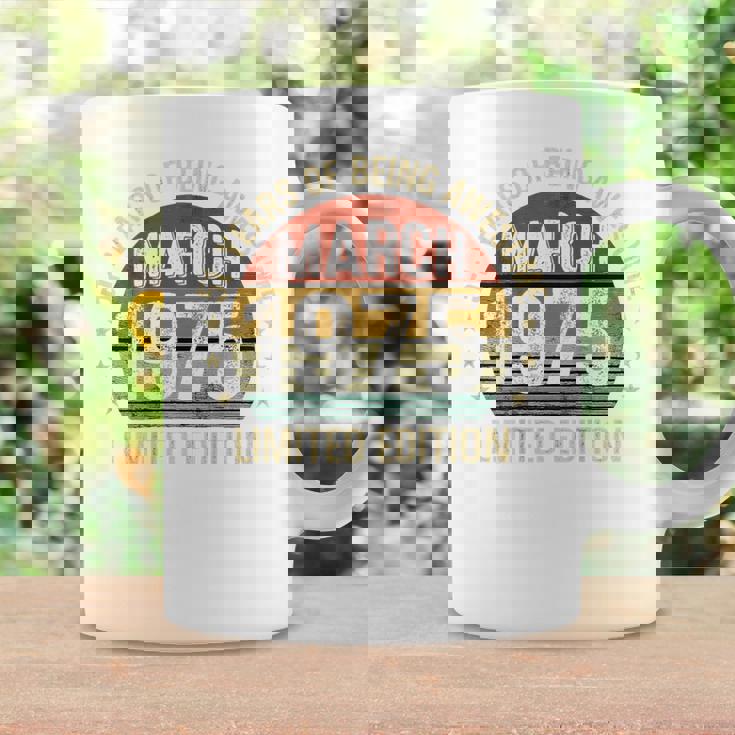 On Back 3月の誕生日 Est 1975年限定版 51St コーヒーマグ ギフトのアイデア