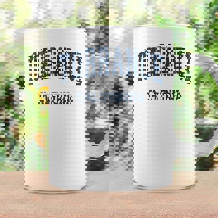 Torrance California Ca ビンテージ アスレチック スポーツデザイン コーヒーマグ ギフトのアイデア