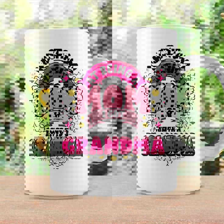 お母さんはおばあちゃんに昇進しました新しいおばあちゃんママ面白い母の日 コーヒーマグ ギフトのアイデア