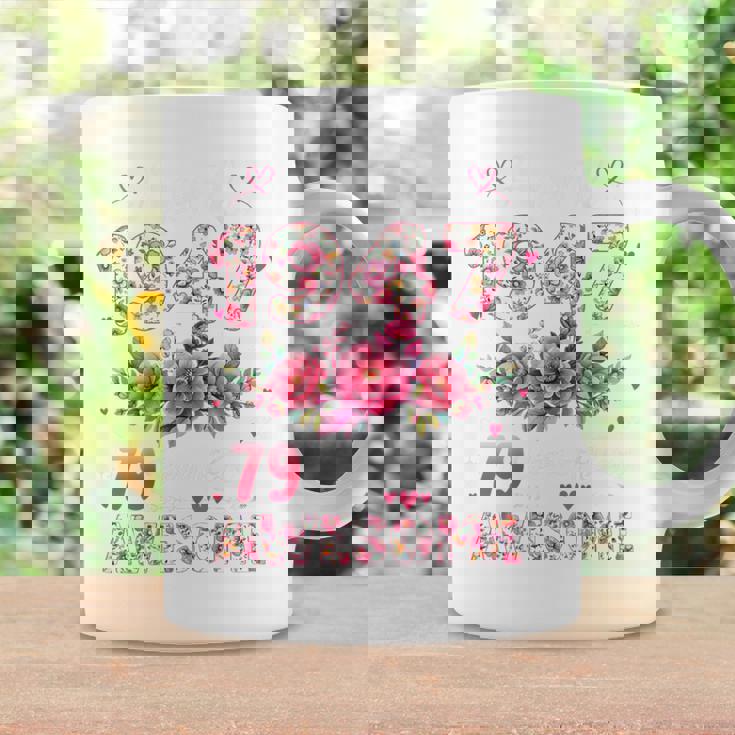 オンバック 79歳 1947年4月 花柄 79歳の誕生日 コーヒーマグ ギフトのアイデア