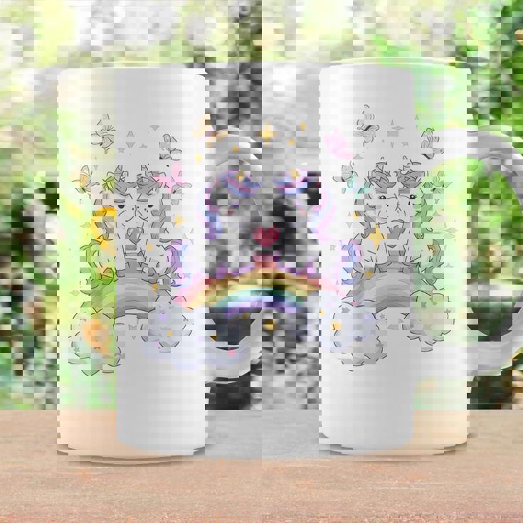 キッズ ユニコーンバタフライは、女の子向けの心と虹のアートを備えています コーヒーマグ ギフトのアイデア