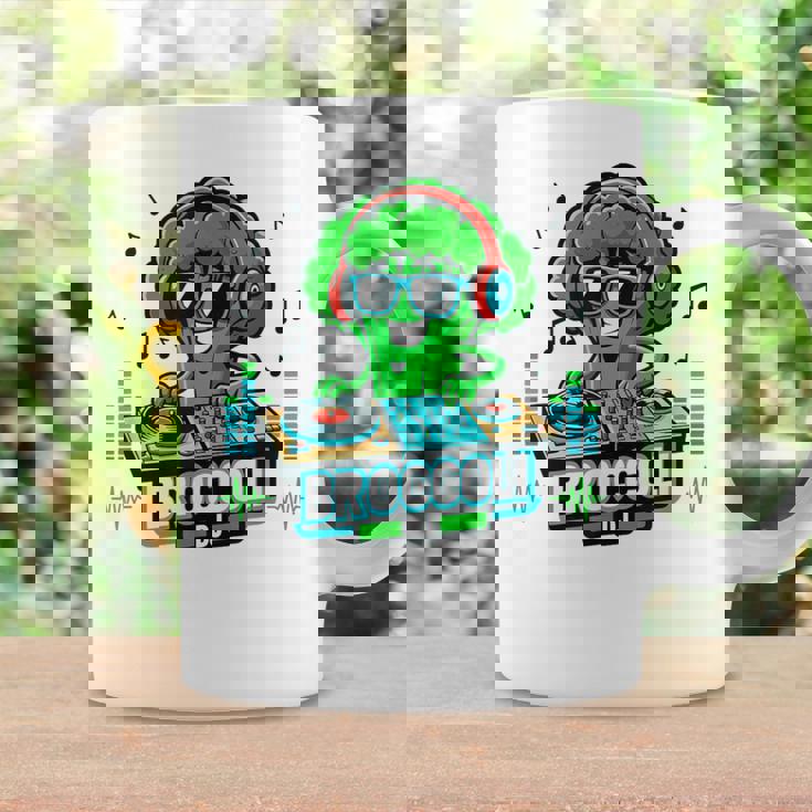 クールなブロッコリーdjミュージックパーティーバイブ面白いデザイン。 コーヒーマグ ギフトのアイデア