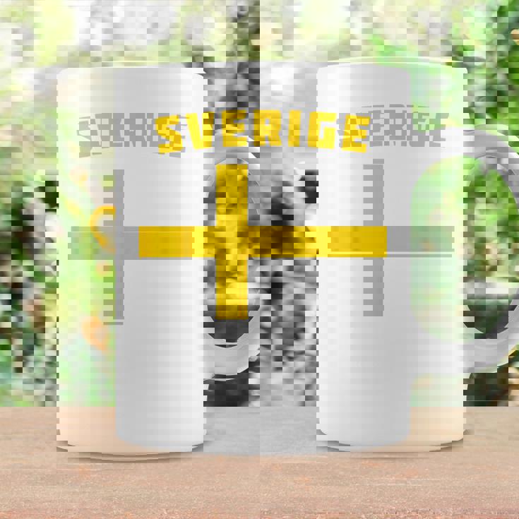 スウェーデンサッカースウェーデン国旗 ファンジャージ コーヒーマグ ギフトのアイデア