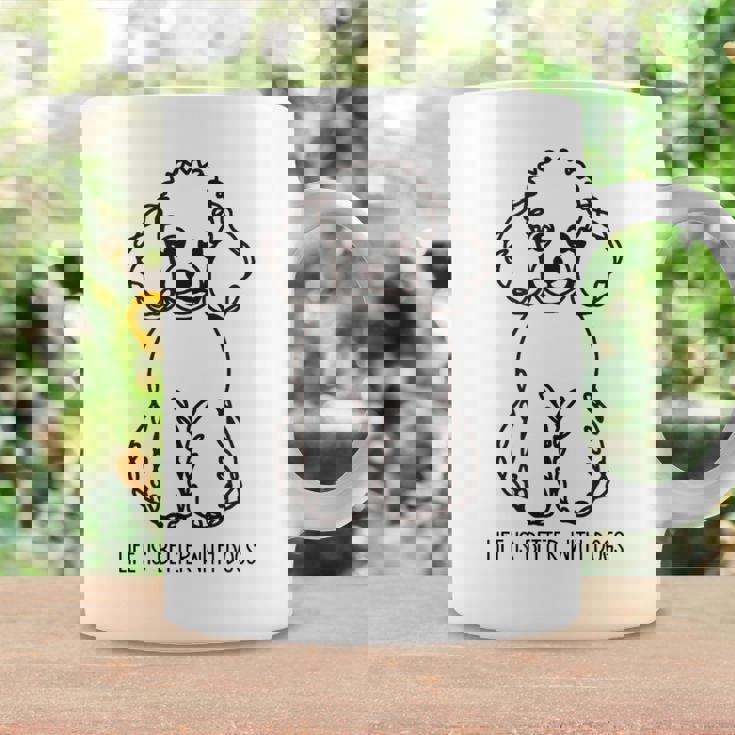 トイ プードル シルエット ラインアート 犬がいると人生はもっと楽しい デザイン コーヒーマグ ギフトのアイデア