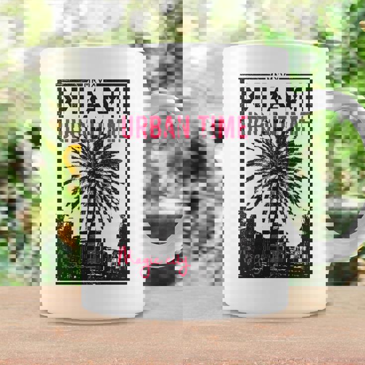 マイアミマジックシティビーチシャツ フロリダ愛好家向け 長袖tシャツ コーヒーマグ ギフトのアイデア