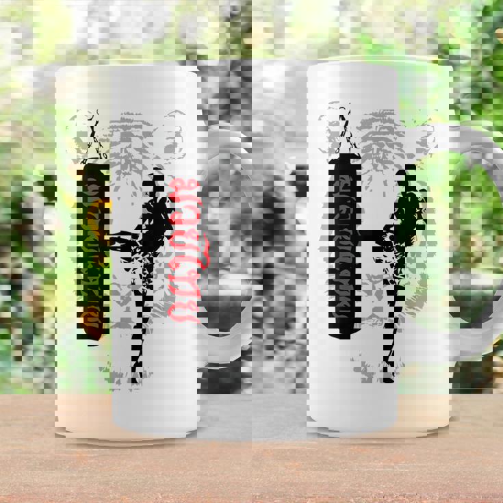 ムエタイ 格闘技 タイ ボクシング コーチ 恋人へのギフト コーヒーマグ ギフトのアイデア