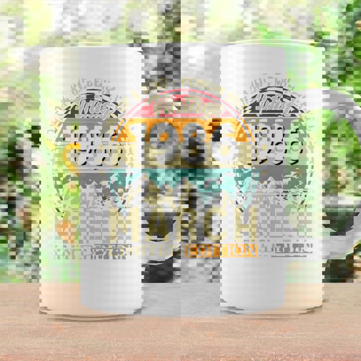 ヴィンテージカー 1986 年3月 40 歳の誕生日 1986 年のクラシックカー コーヒーマグ ギフトのアイデア