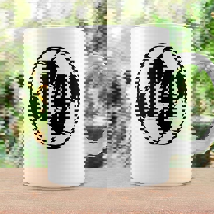 数字 14 Fourn サッカーボール Futbol コーヒーマグ ギフトのアイデア