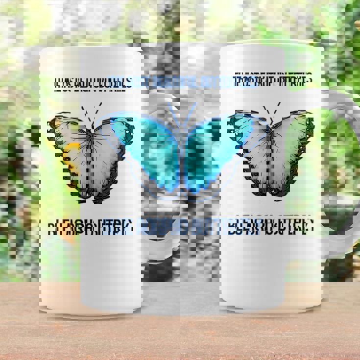 最も美しい蝶青いモルフォバタフライ コーヒーマグ ギフトのアイデア
