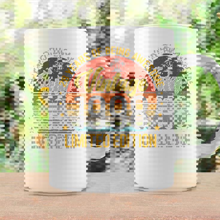 裏面 ヴィンテージ 28 誕生日 デコレーション メンズ 28歳 1998 28歳 コーヒーマグ ギフトのアイデア