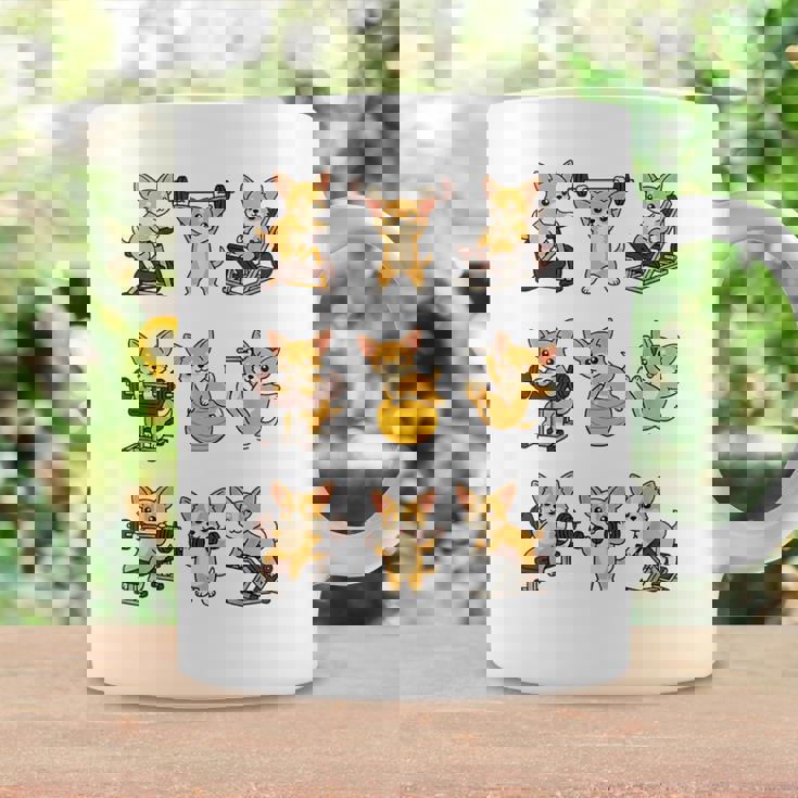 面白いtシャツ 犬 チワワ 筋トレ ジム イヌ グッズ かわいい おもしろtシャツ 面白い 服 ネタ 運動 コーヒーマグ ギフトのアイデア