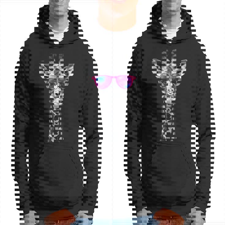 Girafe Portant Un Bonnet De Père Noël Et Un Pull De Noël