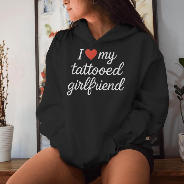 I Heart My Tattooed Girlfriend かわいいレッドハートデザイン レディースパーカー 彼女への贈り物