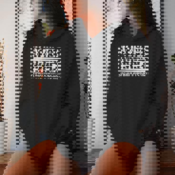 My Wife Is Perfecthe Bought Me This Husband レディースパーカー 彼女への贈り物