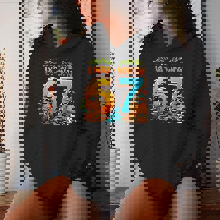 I Was 6 Now I'm 7 Birthday 67 Meme Capybara キッズ 男の子 女の子 レディースパーカー 彼女への贈り物