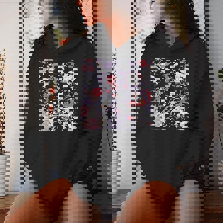 クラシックな桜柄の繊細なピンクの花びら。 レディースパーカー 彼女への贈り物