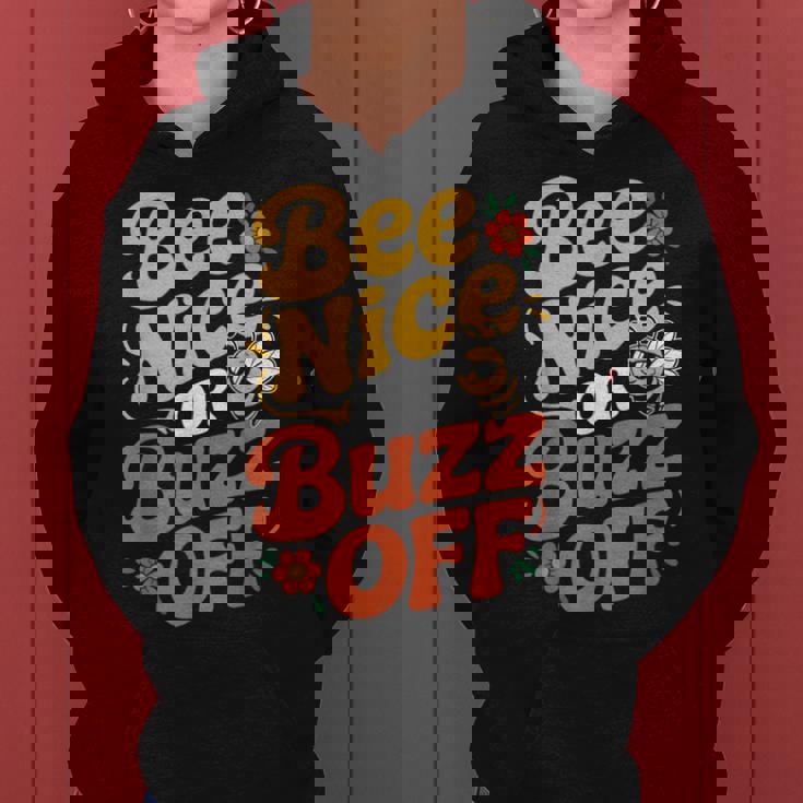 ミツバチ 養蜂家 ミツバチの巣立ち Bee Nice Or Buzz Off レディースパーカー