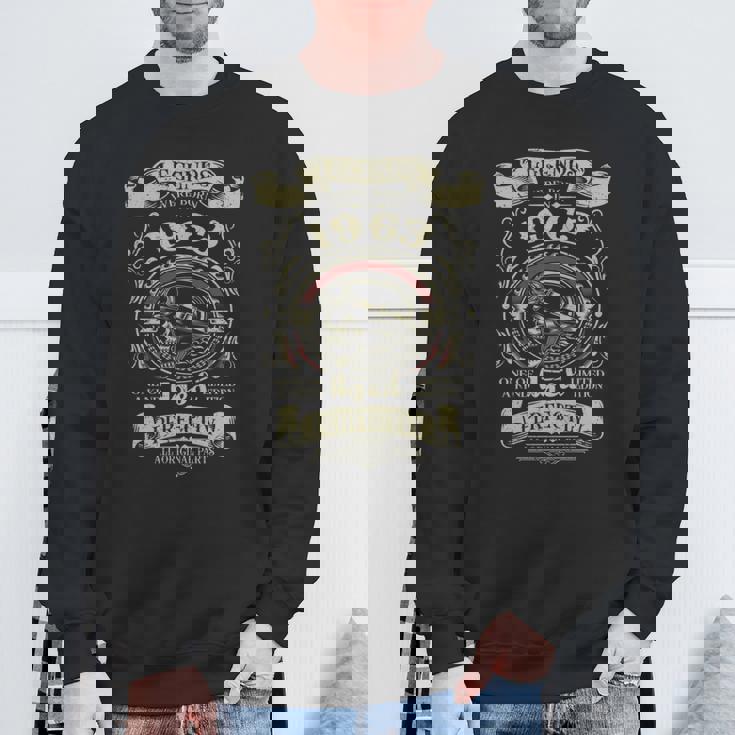 1963年 還暦 バイカー バイク レジェンド 誕生 長袖tシャツ スウェットシャツ 高齢者への贈り物