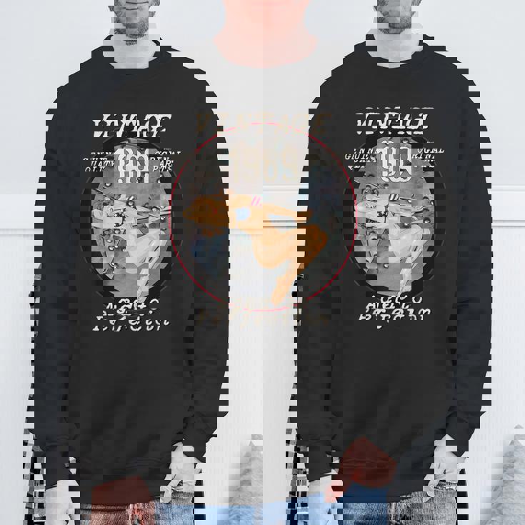 1969 ボンバーノーズアート ホットピンナップ 52歳の誕生日ギフト アンティーク調 スウェットシャツ 高齢者への贈り物