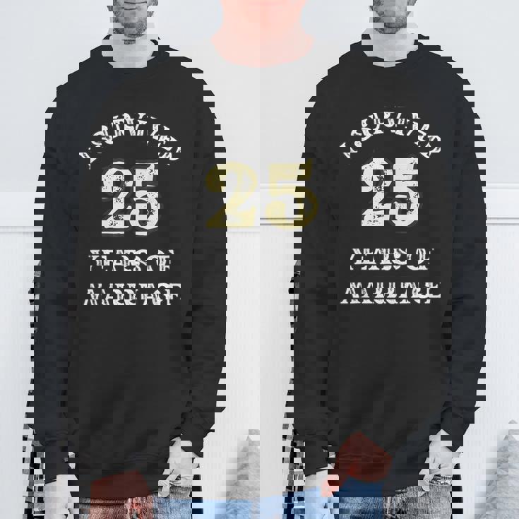 25 Years Of Marriage For ギフト 結婚25周年記念 スウェットシャツ 高齢者への贈り物