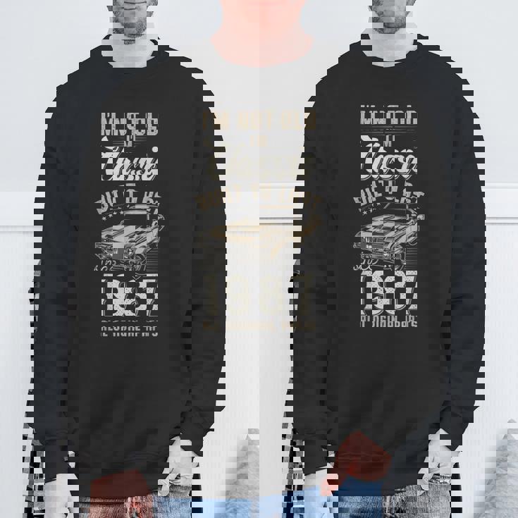 39歳の誕生日 1987年生まれのクラシックカー スウェットシャツ 高齢者への贈り物