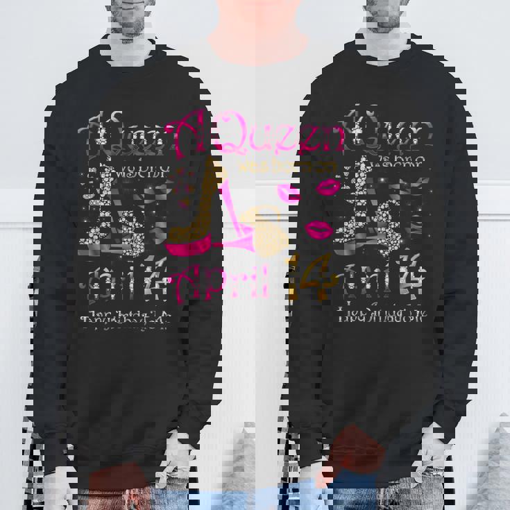 4月14日に女王が生まれた私にお誕生日おめでとう スウェットシャツ 高齢者への贈り物