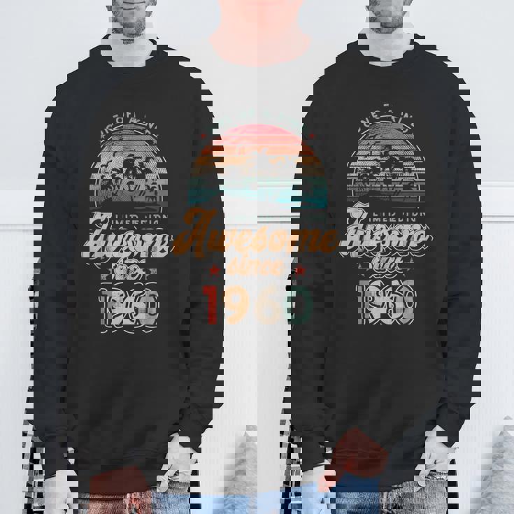 Awesomeince 1960 パームツリー 66歳の誕生日 スウェットシャツ 高齢者への贈り物