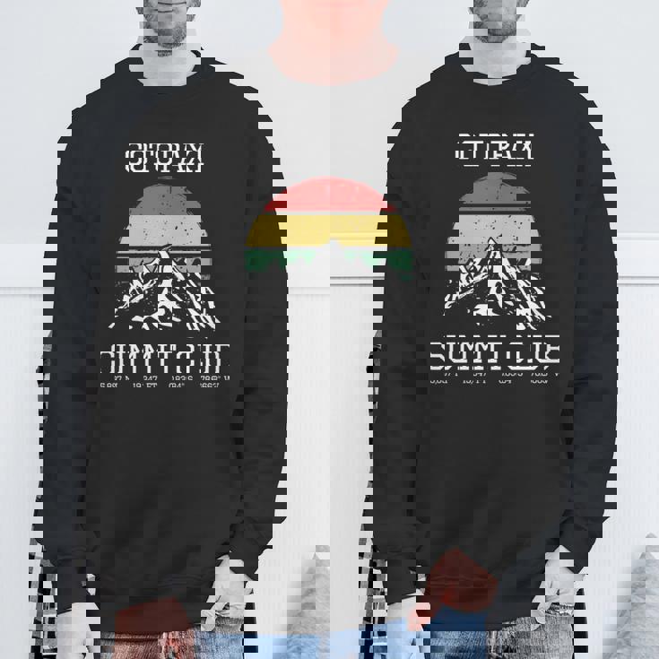 I Climbed Cotopaxiummit Club ハイキング エクアドルハイキング 長袖tシャツ スウェットシャツ 高齢者への贈り物