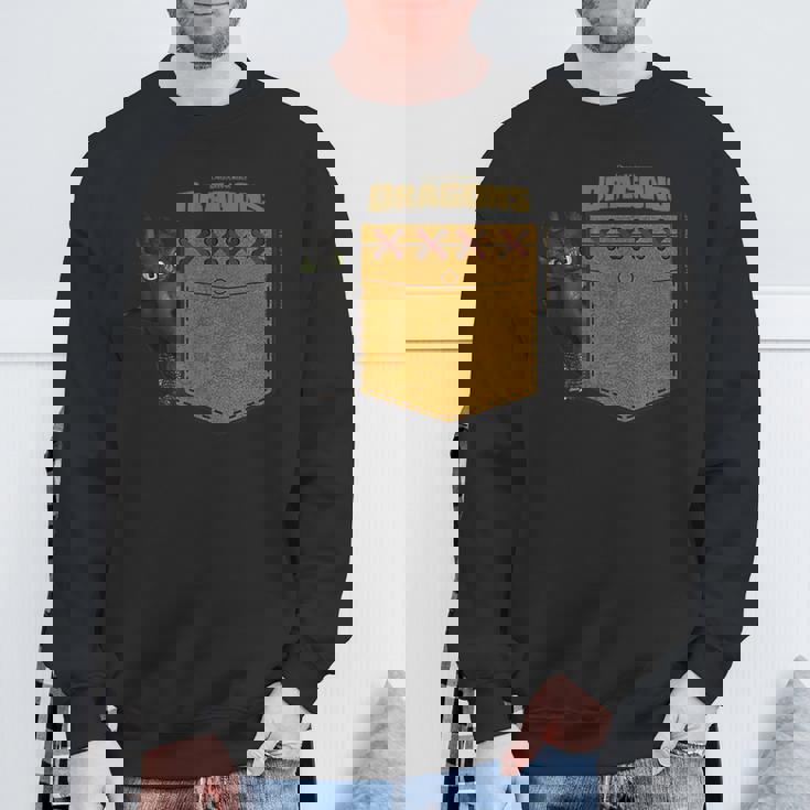 Dreamworks Dragons Toothless Leather Faux Pocket スウェットシャツ 高齢者への贈り物