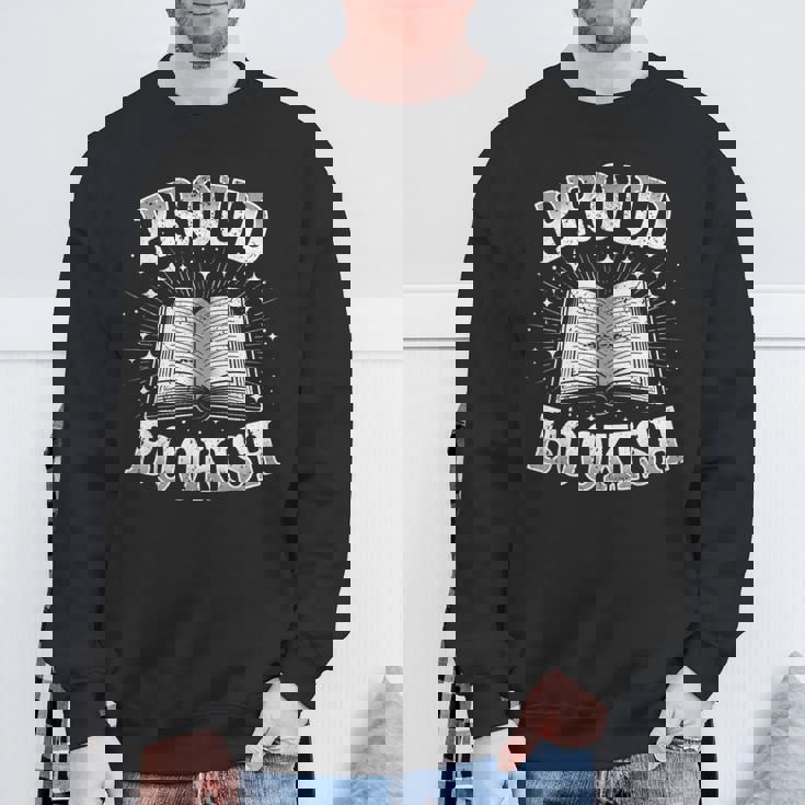 Proud Bookish Open Book Reading愛好家。 スウェットシャツ 高齢者への贈り物