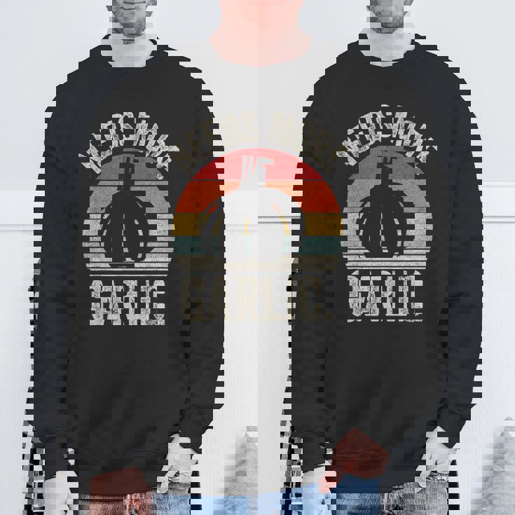 Vintage Retro Needs More ガーリック ガーリック ニンニク科医 クックシェフ スウェットシャツ 高齢者への贈り物