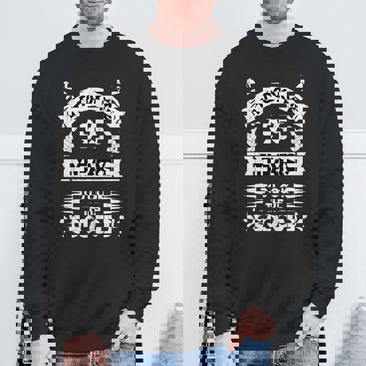 こんなに面白く見えるのに95年かかった 95歳 長袖tシャツ スウェットシャツ 高齢者への贈り物