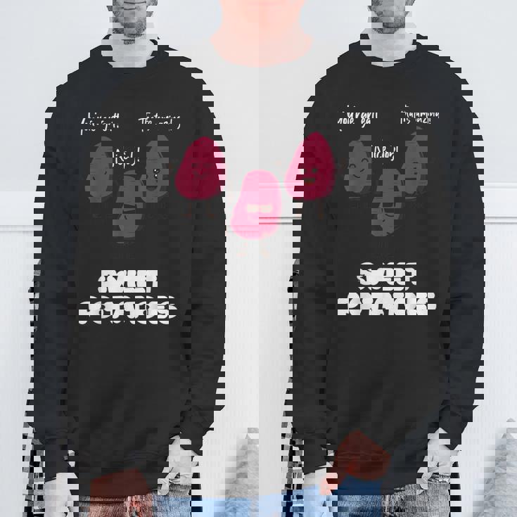 さつまいもを称賛する面白いさつまいもギャング スウェットシャツ 高齢者への贈り物