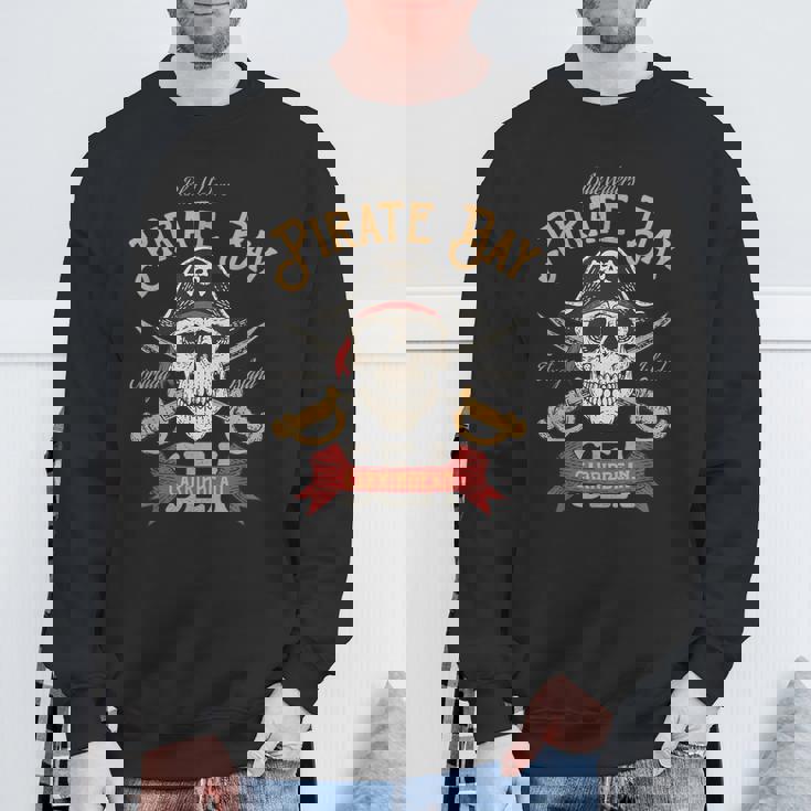 カリブ海 クロスボーン 海賊 スウェットシャツ 高齢者への贈り物