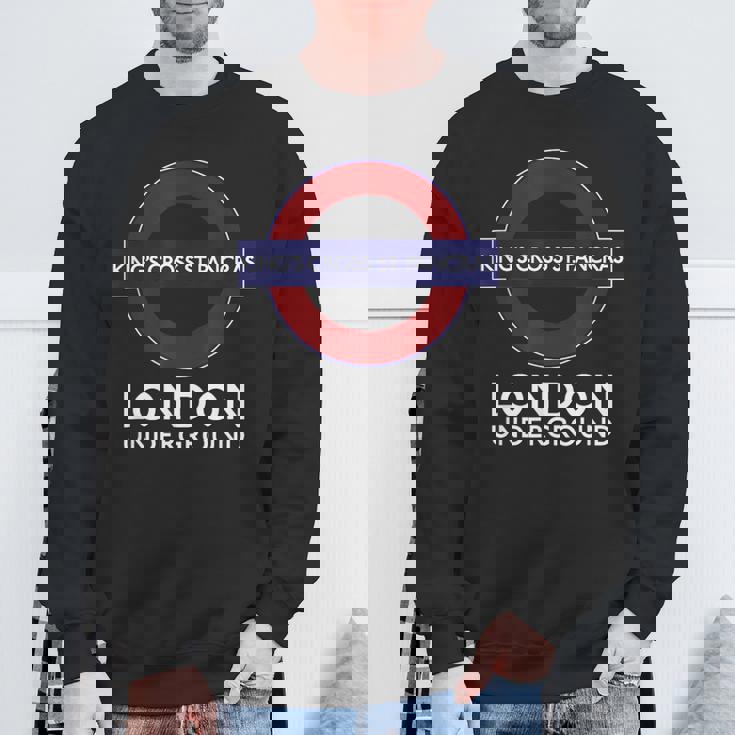 キングスクロス セントパンクラスロンドン地下鉄 スウェットシャツ 高齢者への贈り物