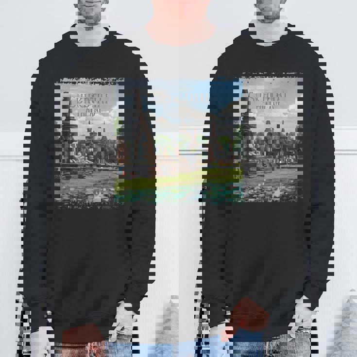 スコータイ、タイ スウェットシャツ 高齢者への贈り物