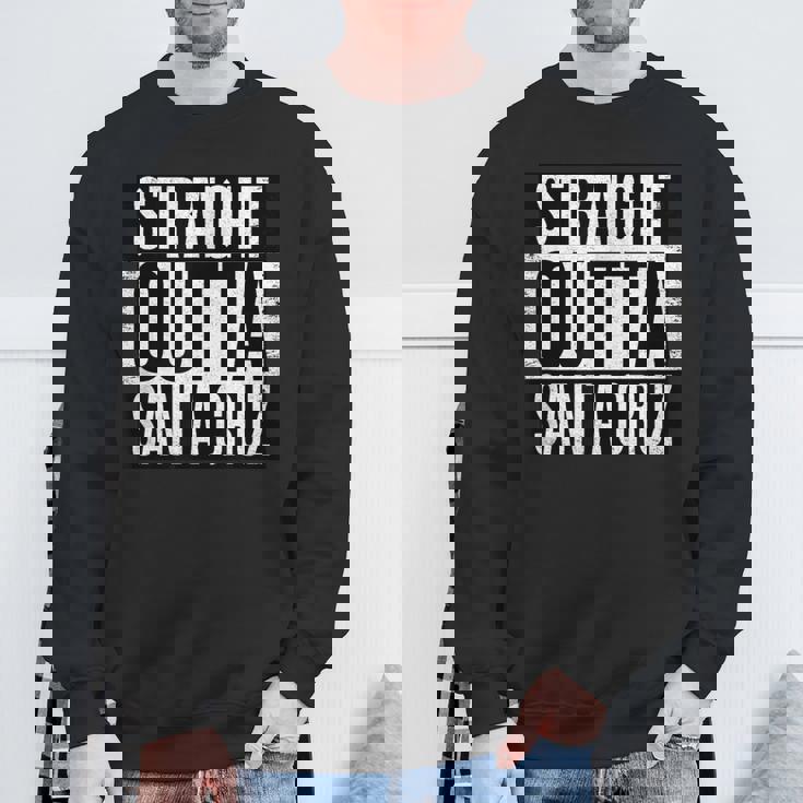 ストレート・アウタ・サンタクルーズ スウェットシャツ 高齢者への贈り物