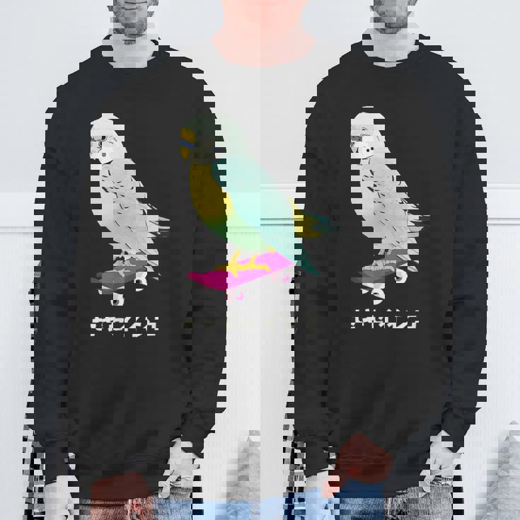 セキセイインコ インコ 鳥 スケートボード かわいい イラスト 手書き セキセイインコ好き 鳥好き おもしろ スウェットシャツ 高齢者への贈り物