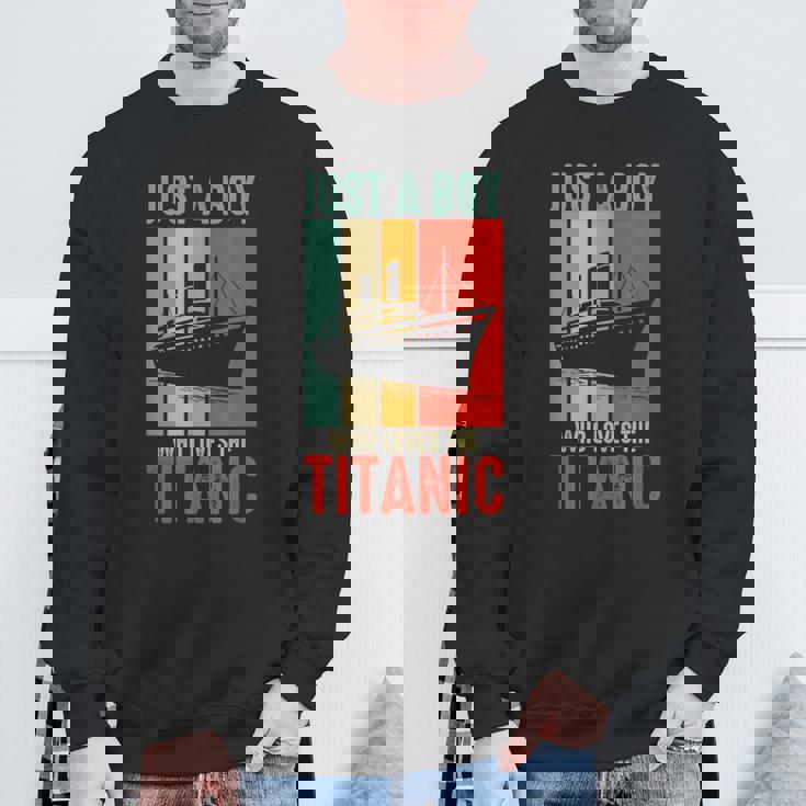 タイタニックボーイラブズ タイタニック ボーイズ タイタニック ボーイズ キッズ ユース スウェットシャツ 高齢者への贈り物