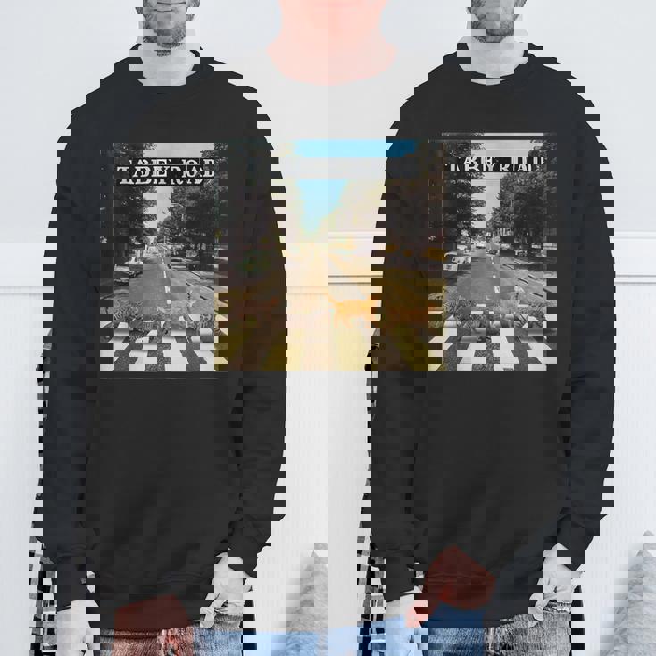 タビーロードクールタビーキャッツクロッシング スウェットシャツ 高齢者への贈り物