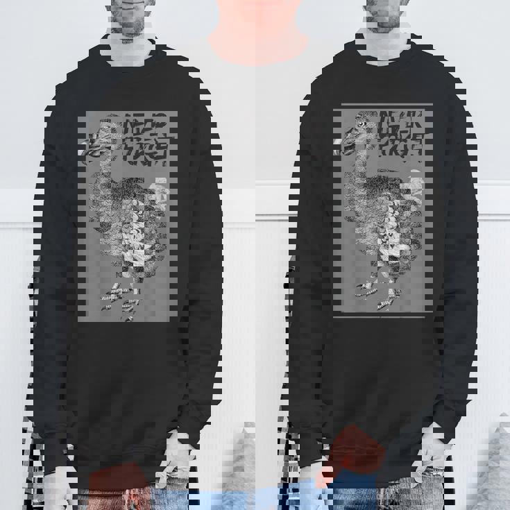 ドードー鳥、決して忘れない、動物種、ハト、ドローン、ドードー スウェットシャツ 高齢者への贈り物