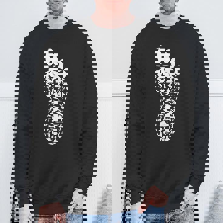 ビッグフット フットプリント 森 自然 キノコ サスカッチ スウェットシャツ 高齢者への贈り物