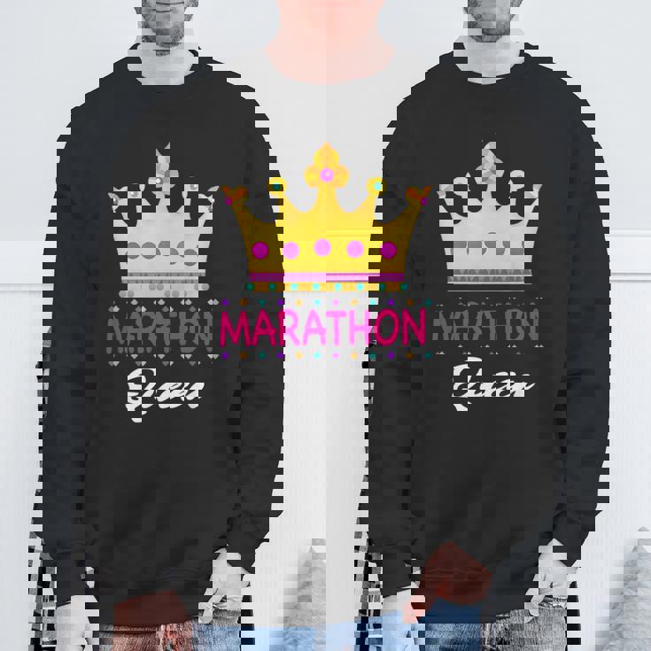 マラソン クイーン ランナー ランニング マラソン 好き 面白い スウェットシャツ 高齢者への贈り物